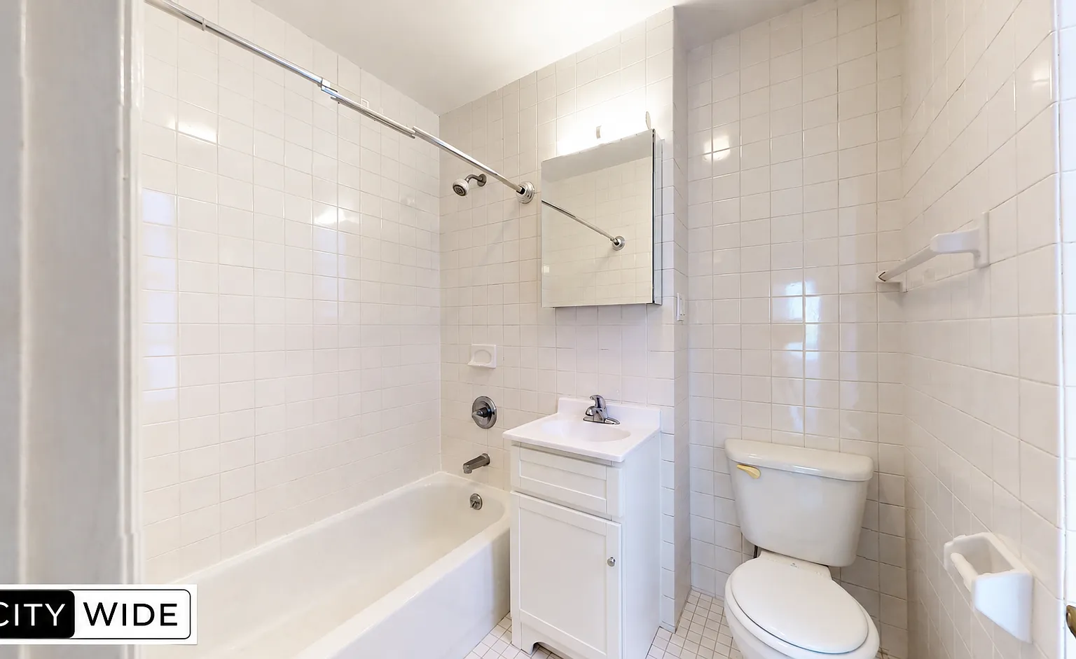 28 King Street — Photo 4