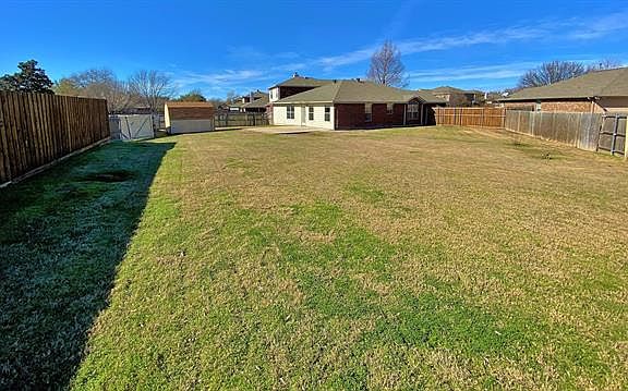 3rd image of 3001 Eagle Mountain Dr