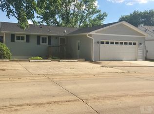 3705 N Shore Dr, Clear Lake, IA 50428
