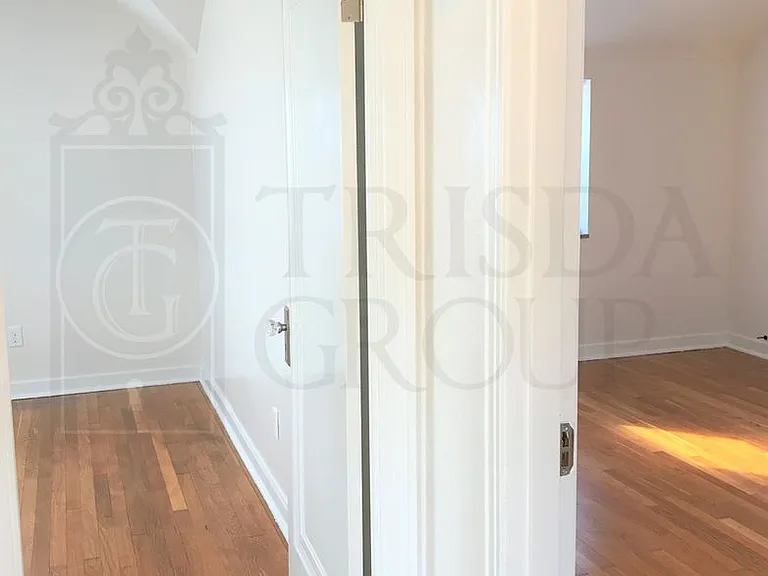 3218 Glendale Ave — Photo 43
