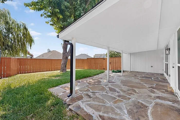 9881 Cambridge Dr — Photo 39