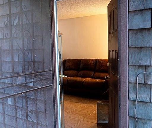 3rd image of 9010 Newport Ave
