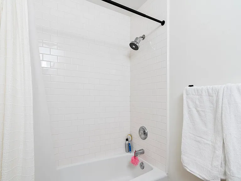 2828 University Ave #503 — Photo 16