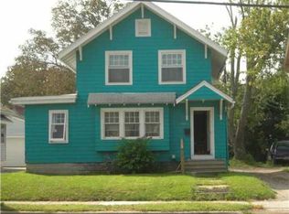 1521 W Saginaw St, Lansing, MI 48915