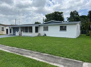 611 SW 67th Ter, Pembroke Pines, FL 33023
