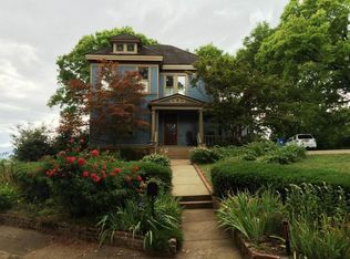 51 S Crest Rd, Chattanooga, TN 37404