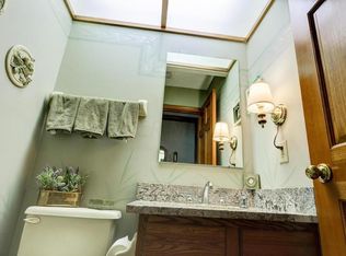 7160 Winding Brook Ct, Columbus, OH 43235