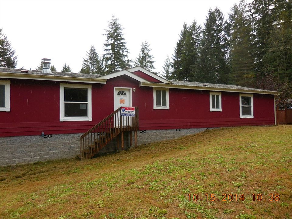 1st image of 10 NE Evergreen Dr