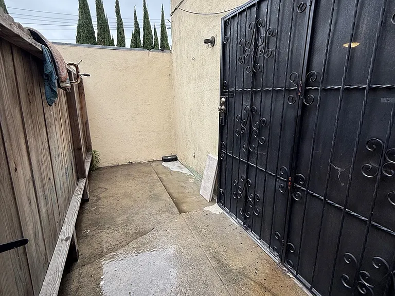 16920 S Vermont Ave #A — Photo 5