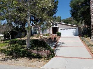 23221 8th St, Santa Clarita, CA 91321
