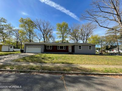 606 Alma Pl, Oakhurst, NJ, 07755