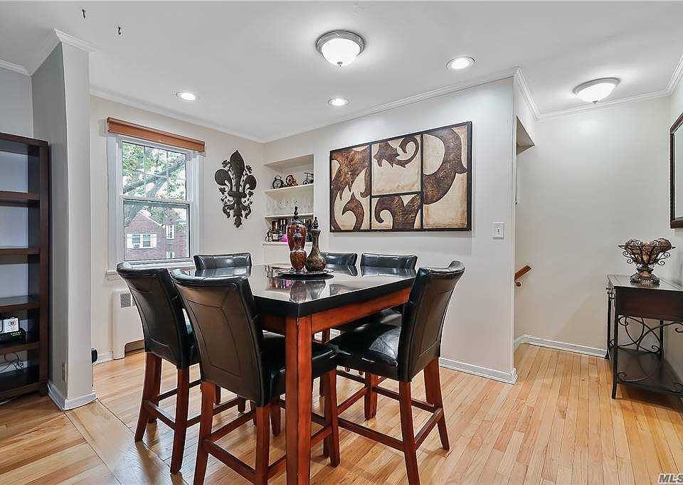 1st image of 96 Lawrence Park Cres #96