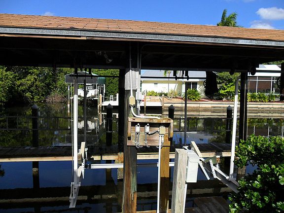 boat lift
