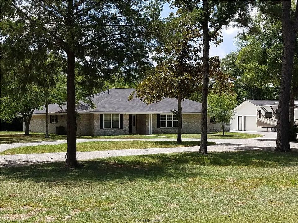 1st image of 8 Trail Lane