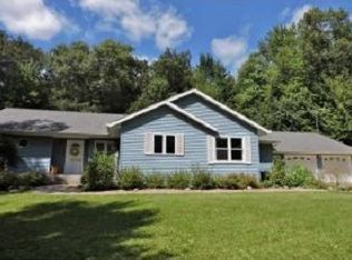 E1924 Kenwood Dr, Iola, WI 54945