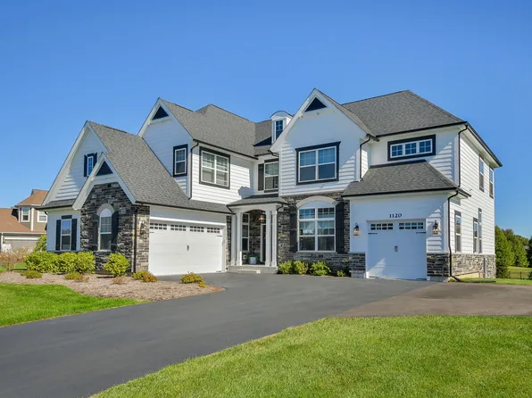 1120 Hilldale Ln, Saint Charles, IL 60175