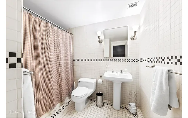 Rented by Douglas Elliman | media 6