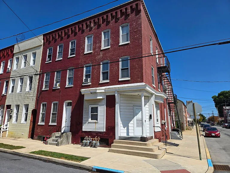 41 N. 6th St. (600 Walnut St) — Photo 11
