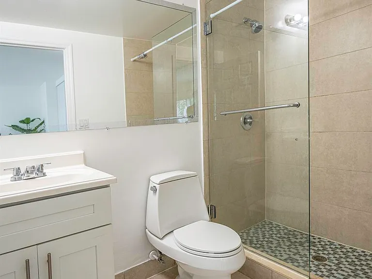 6971 Carlyle Ave #107 — Photo 11