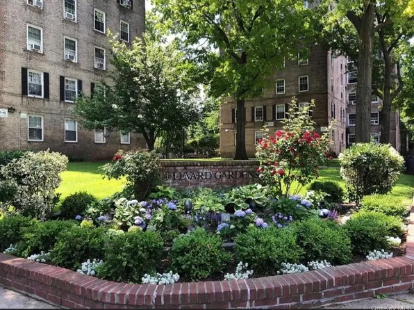 51-34 30 Avenue #E2, Woodside, NY 11377
