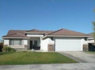 1321 Plumwood Ln, Mentone, CA 92359