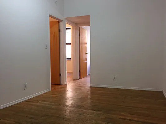 Rented by Michael Palmieri, LREB | media 4