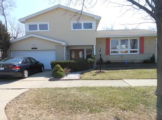 9239 Merrill Ave, Morton Grove, IL 60053