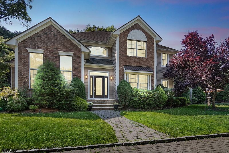 170 Satterthwaite Ave, Nutley, NJ 07110 Zillow