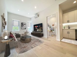 427 Metropolitan Ave FLOOR 3, Brooklyn, NY 11211
