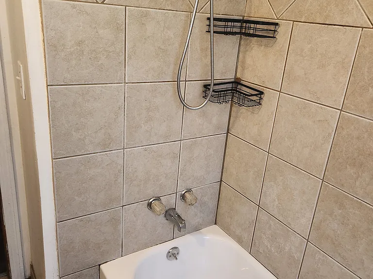 4260 Larchmont Ave — Photo 7