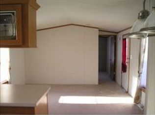 10 E Eglin Blvd, Londonderry, NH 03053