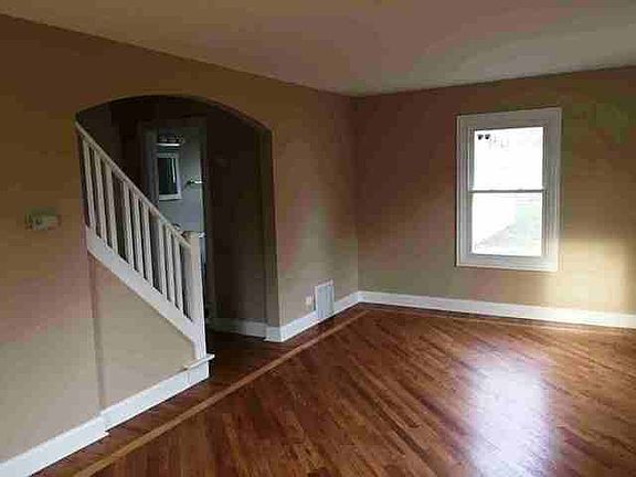 4th image of 3139 Stillwell Dr