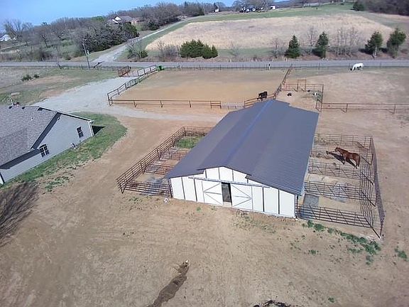 3rd image of 103409 S 3520th Rd