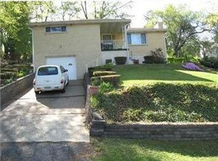 1003 Perchment St, Pittsburgh, PA 15221