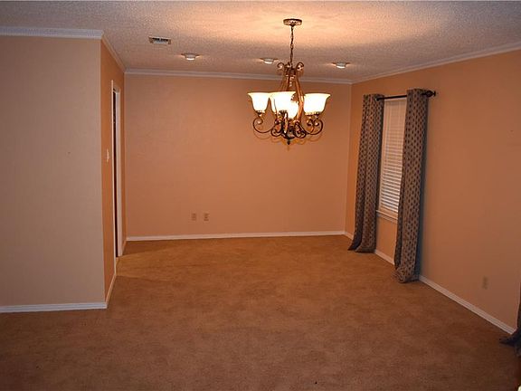 3rd image of 1100 Joanna Cir
