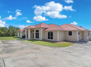 165 County Road 2740, Mico, TX 78056