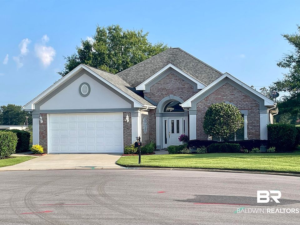 1st image of 22639 Inverness Way