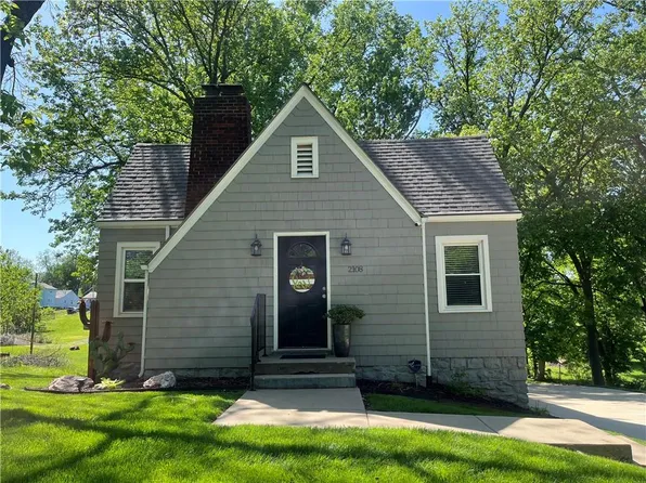 2108 N 38th St, Kansas City, KS 66104