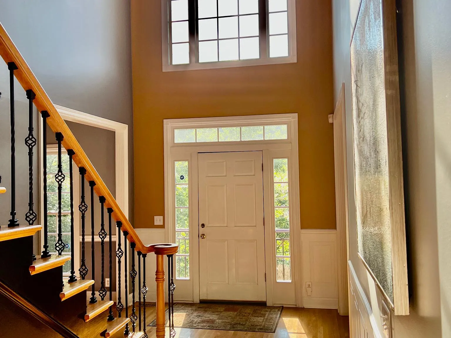6 bed, 5434 sqft, $6,000 — Photo 3
