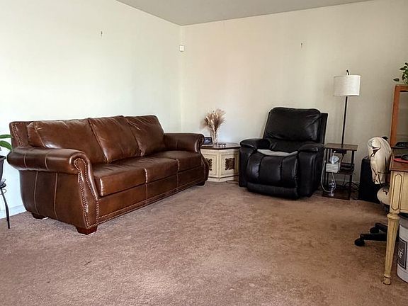 3rd image of 428 Buttonwood Ln #428A