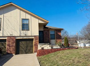 500 SE 3rd Street Ter Unit B, Lees Summit, MO 64063