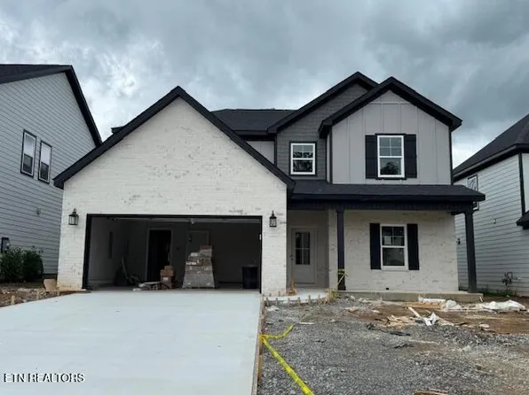 1306 Fort Craig Trl, Maryville, TN 37803