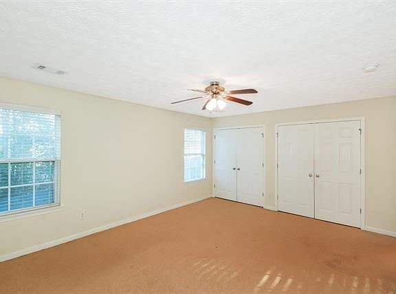 5th image of 4152 Park Chase Dr