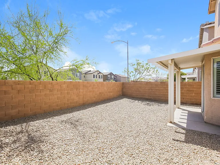 10548 Congaree St — Photo 17