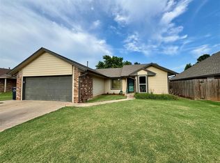 9300 Buttonfield Ave, Moore, OK 73160