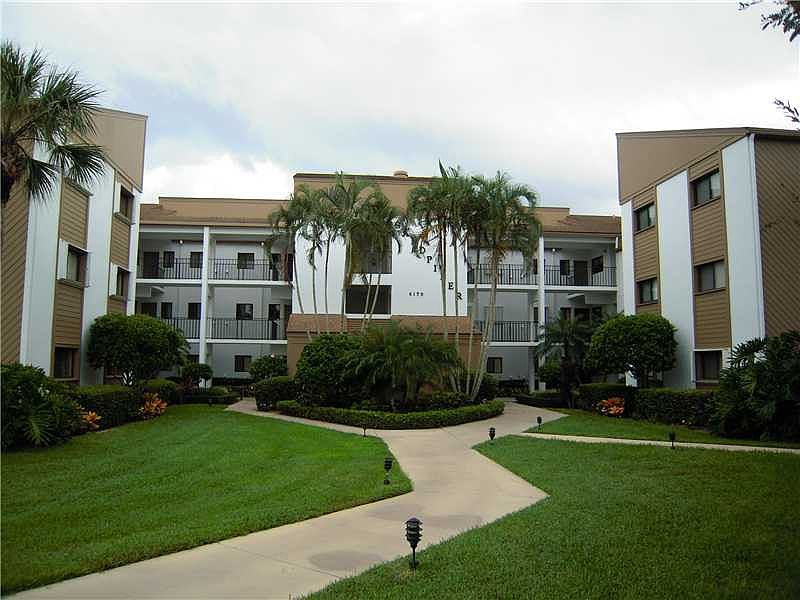 1st image of 6175 Mirror Lake Dr #108