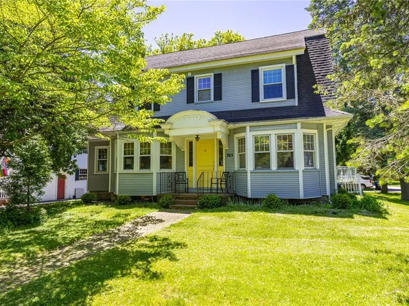 763 Penfield Rd, Rochester, NY 14625