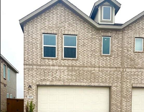 2nd image of 2227 Salinas Dr