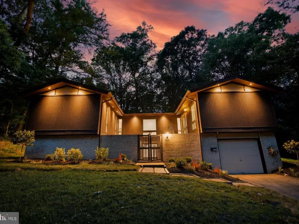 4304 Ann Fitz Hugh Dr, Annandale, VA 22003