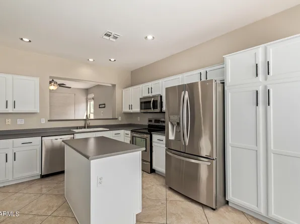 2760 E Carla Vista Dr, Chandler, AZ 85225